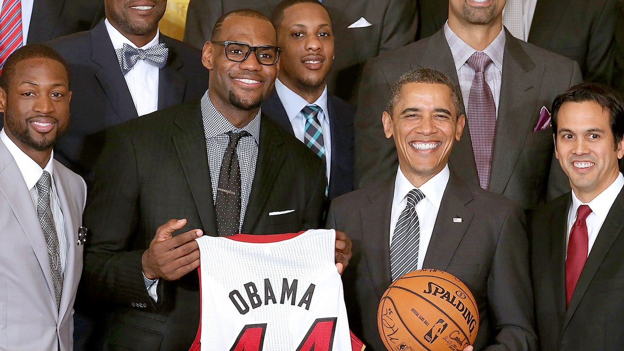 Daily Buzz: Obama looks for assist from LeBron on healthcare law